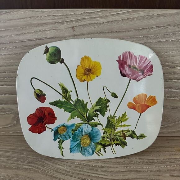 Set of 2 1970s floral cork back metal hot pad wall hangings - Picture 5 of 8